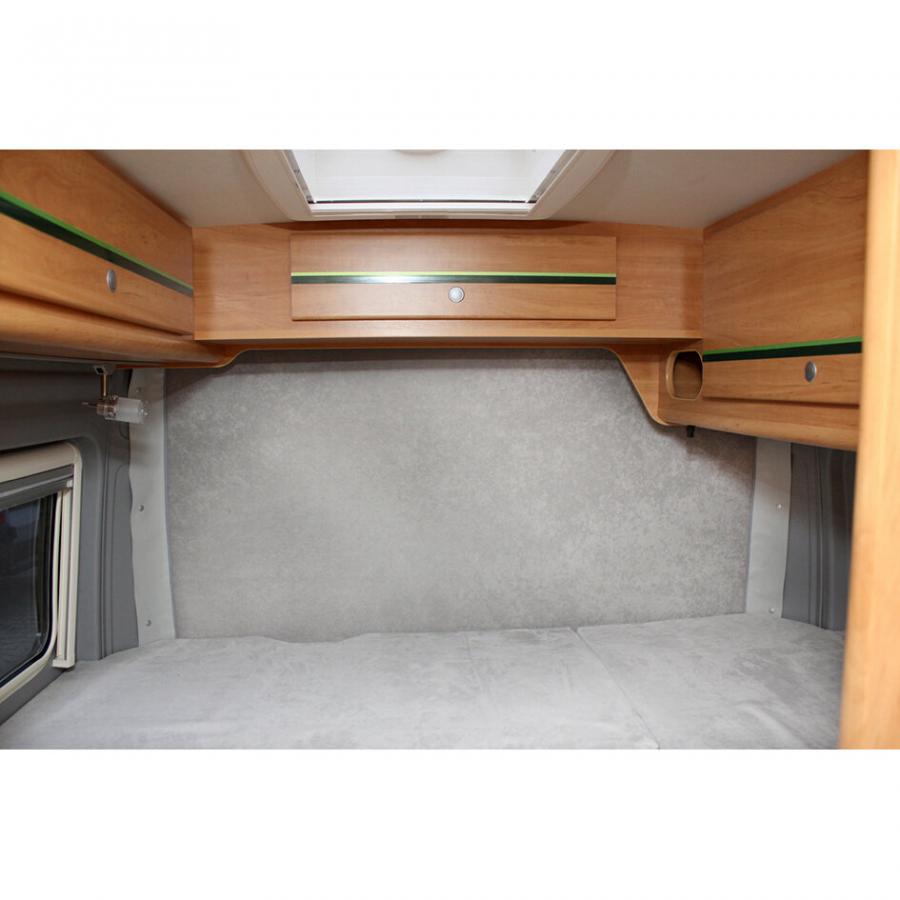 Product image 1 of the product “Thermovorhang für die Hecktür ”